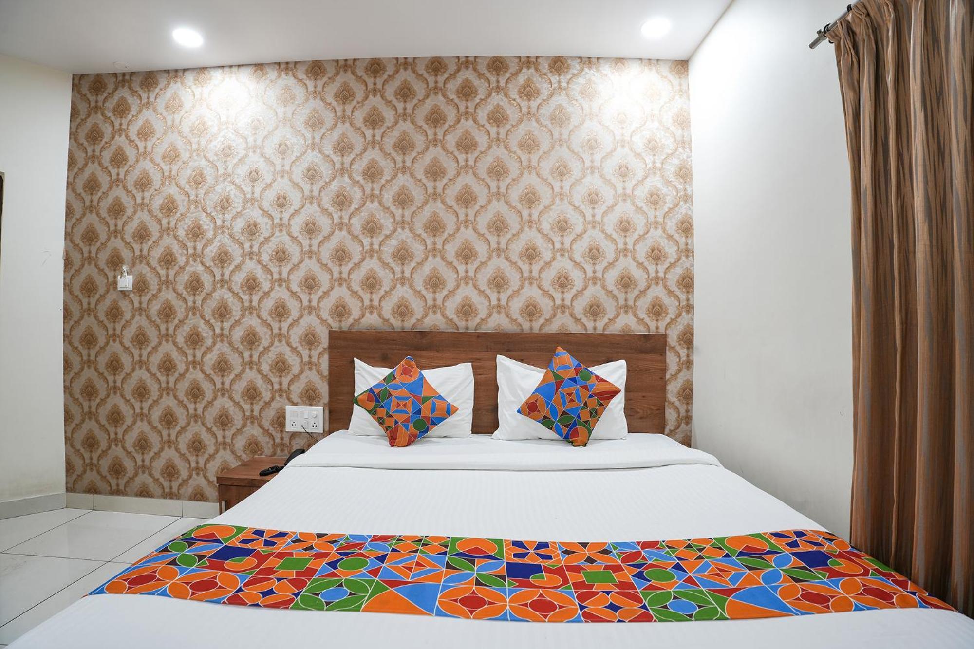 Fabhotel Champion Grand - Nr Fortis Hospital, Nagarbhavi Jalahalli Ngoại thất bức ảnh